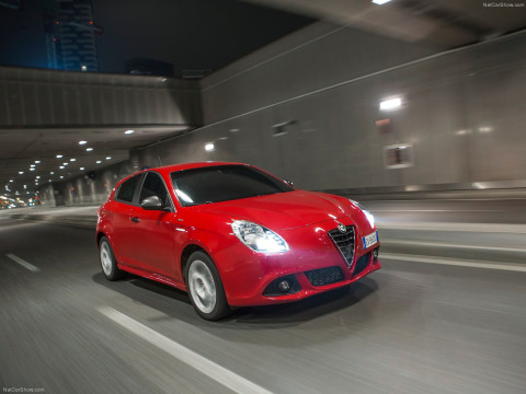 Alfa Romeo Giulietta Sprint фото
