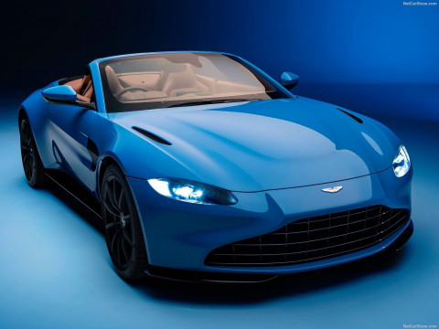 Aston Martin V8 Vantage Roadster фото