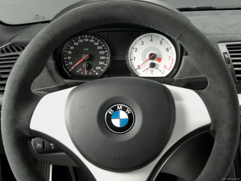 BMW 1-series tii фото