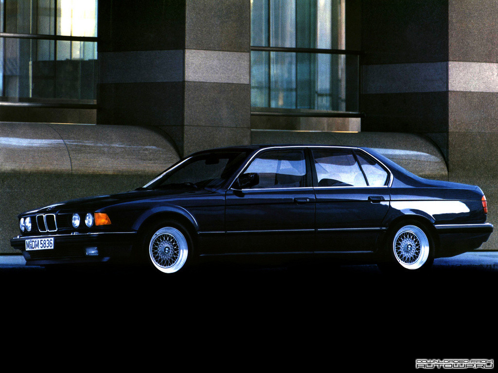 BMW 7-series E32 фото 64014
