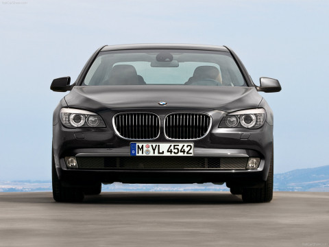 BMW 7-series F01 F02 фото