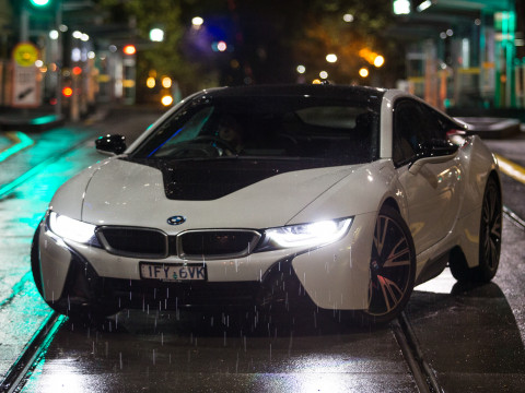 BMW i8 фото