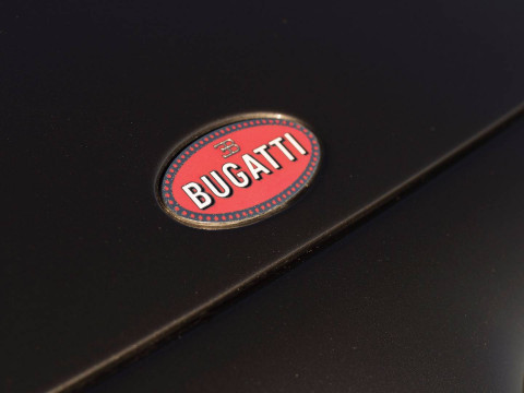 Bugatti EB 110 фото