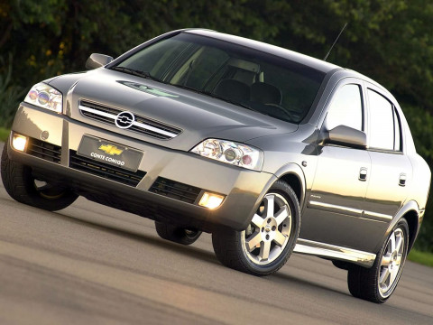 Chevrolet Astra фото