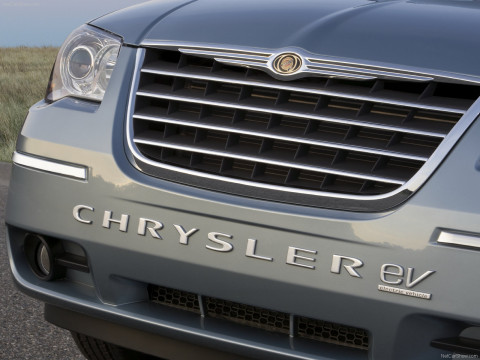 Chrysler RS Levante фото