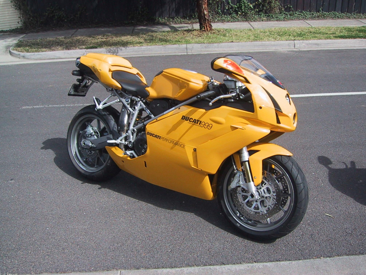 Ducati 999 фото 16685