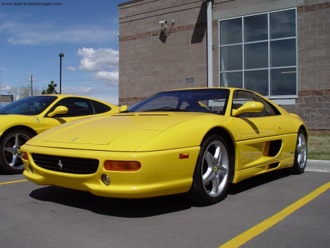 Ferrari 355 фото