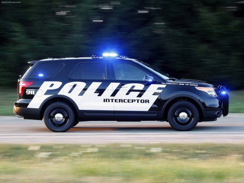 Ford Explorer Police Interceptor фото