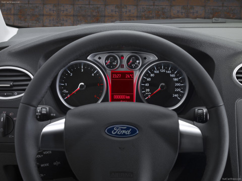 Ford Focus II фото