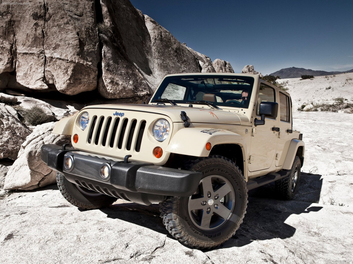Jeep Wrangler Mojave фото 83105