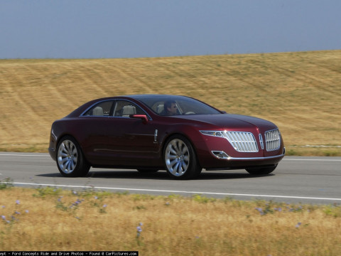 Lincoln MKR фото