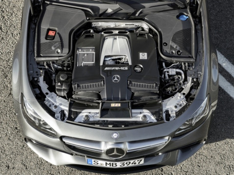 Mercedes-Benz E-Class AMG фото