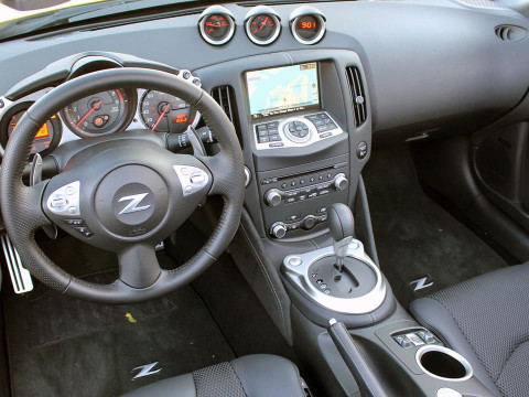 Nissan 370Z Nismo Roadster фото