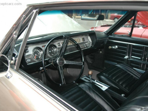 Oldsmobile Cutlass фото