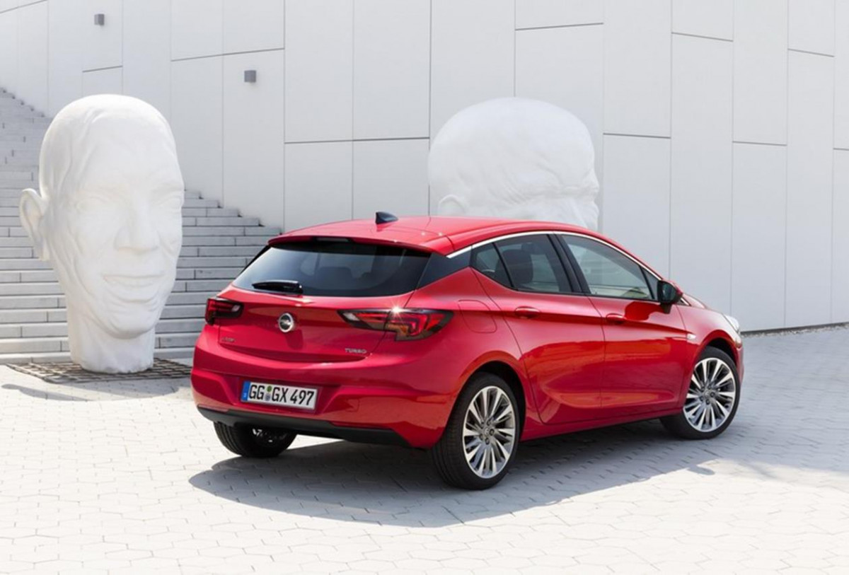 Opel Astra фото 158252
