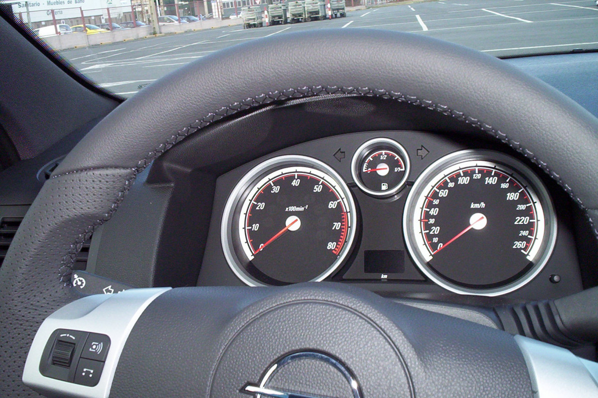 Opel Astra фото 21995