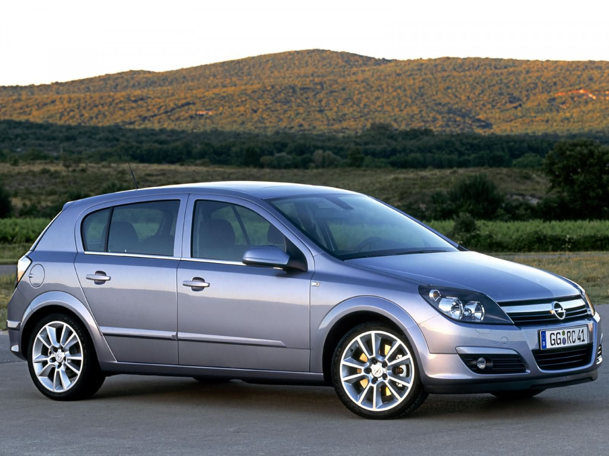 Opel Astra фото 5380