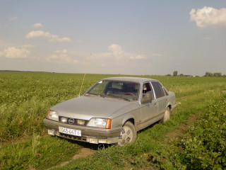 Opel Record фото
