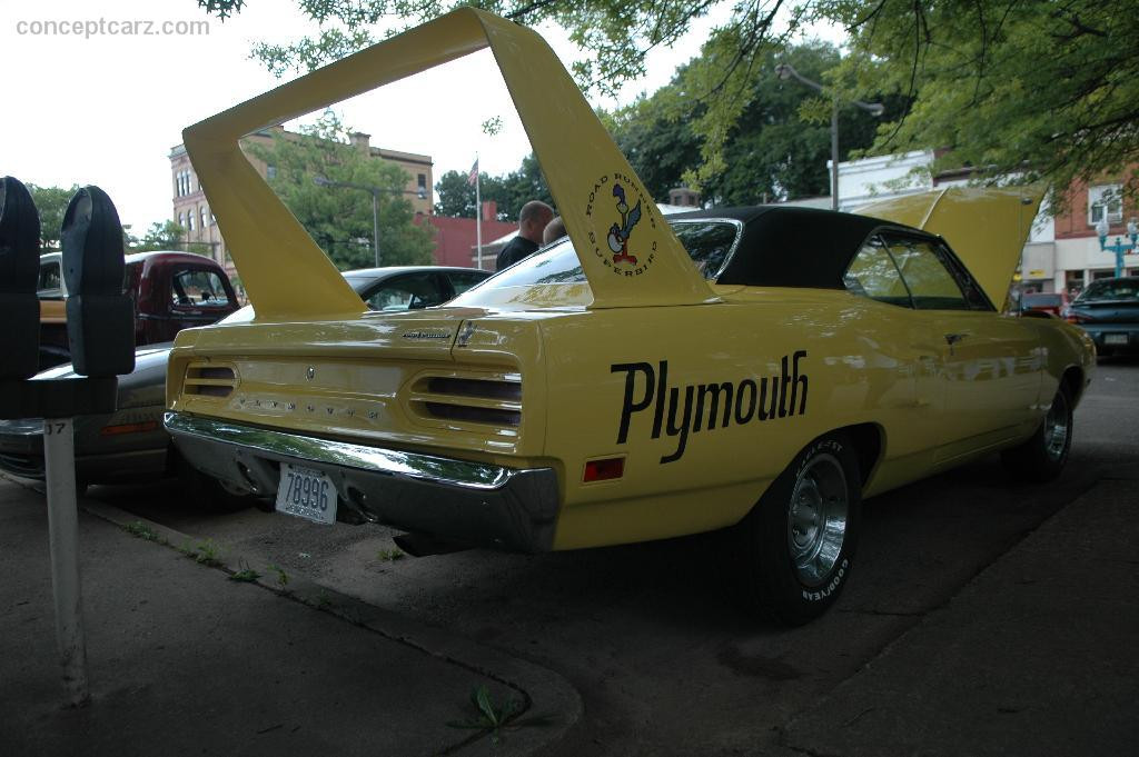 Plymouth Road Runner Superbird фото 24758