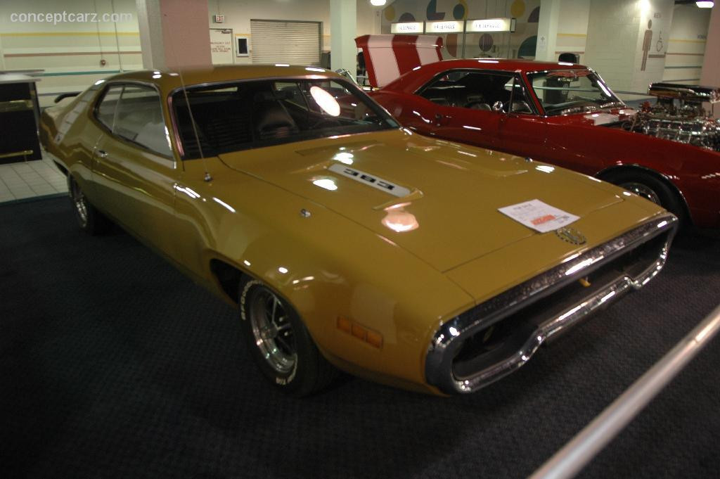 Plymouth Road Runner фото 24771
