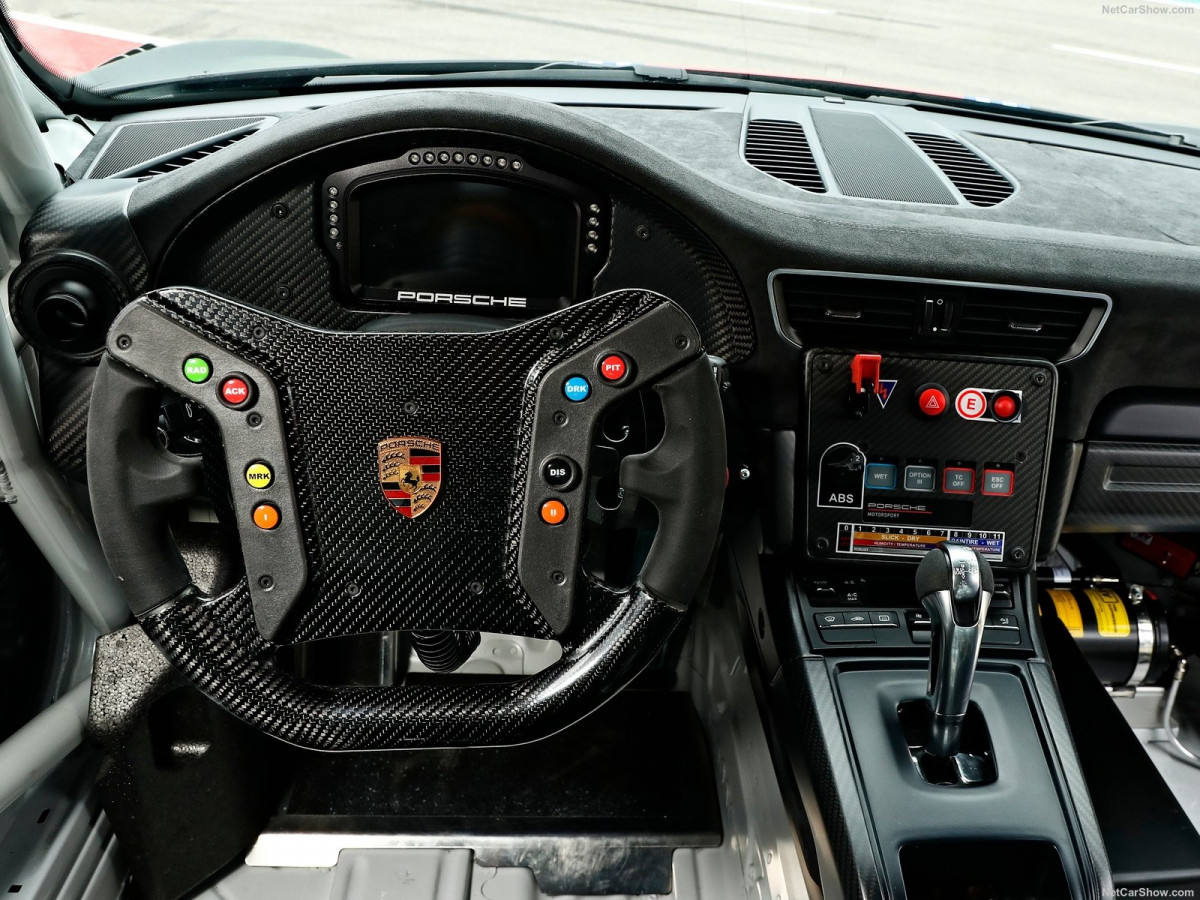Porsche 911 GT2 RS фото 203168