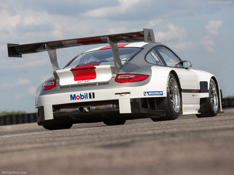 Porsche 911 GT3 R фото 103442