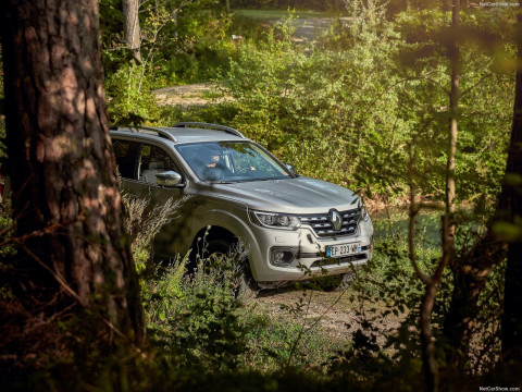 Renault Alaskan фото