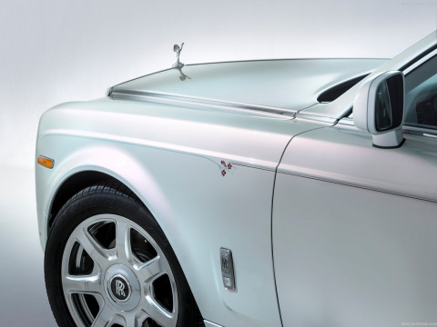 Rolls-Royce Phantom Serenity фото