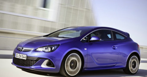 Opel назвал российские цены на заряженную Astra OPC