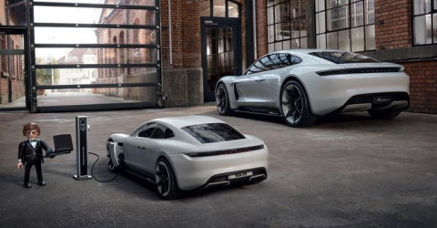 Премьера первого электрокара Porsche пройдет в детском мультике