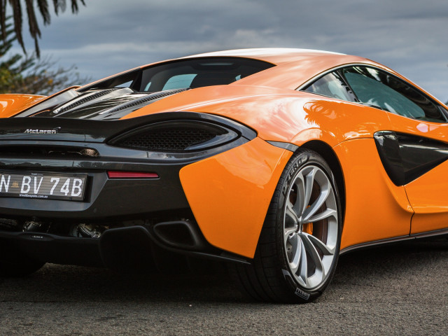 McLaren 540C фото