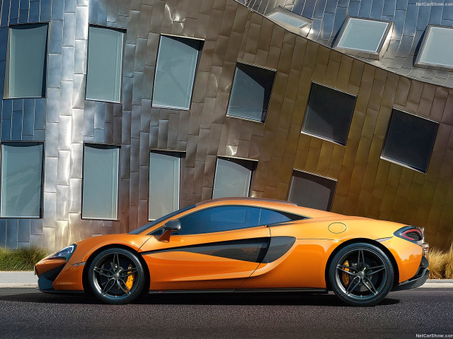 McLaren 570S Coupe фото