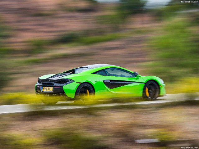 McLaren 570S Coupe фото