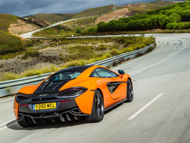 McLaren 570S Coupe фото