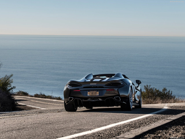 McLaren 570S Spider фото