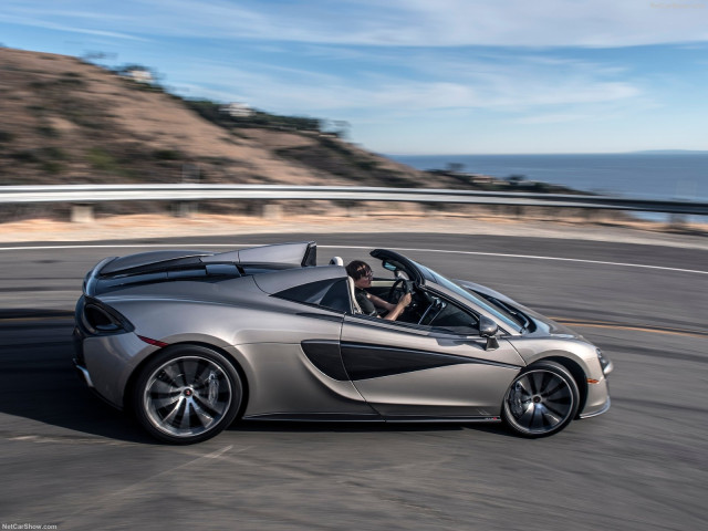 McLaren 570S Spider фото