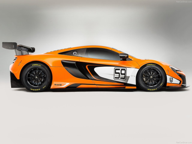 McLaren 650S GT3 фото