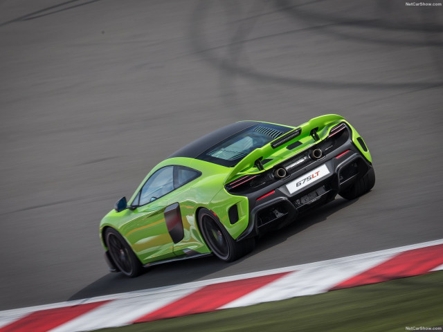 McLaren 675LT фото