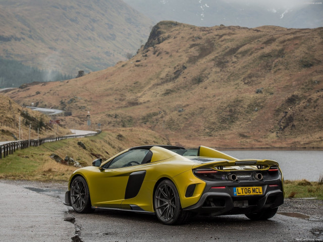 McLaren 675LT фото