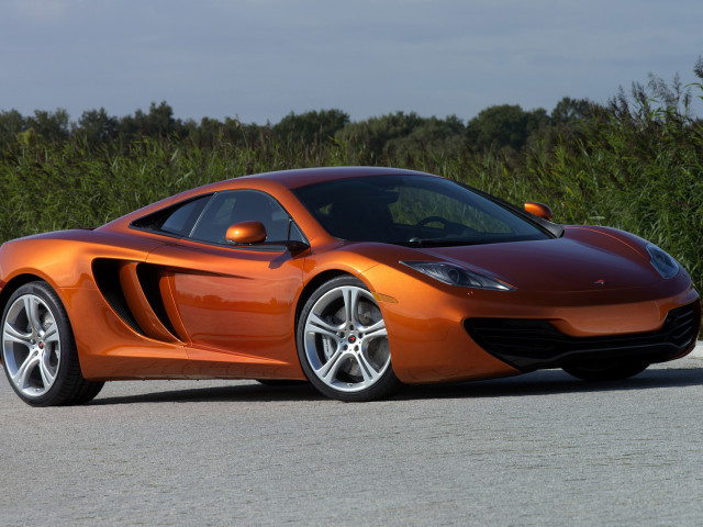 McLaren MP4-12C фото