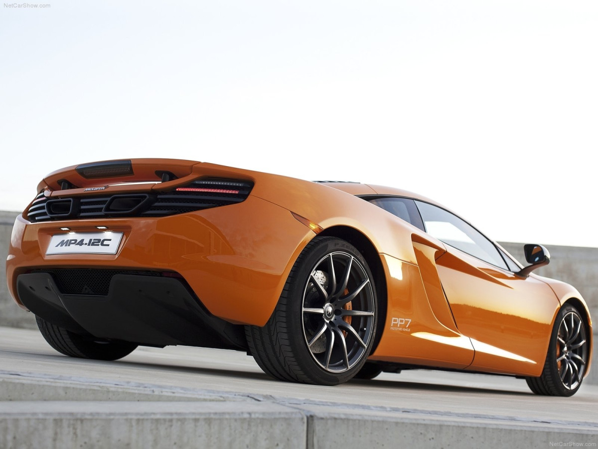 McLaren MP4-12C фото 81236