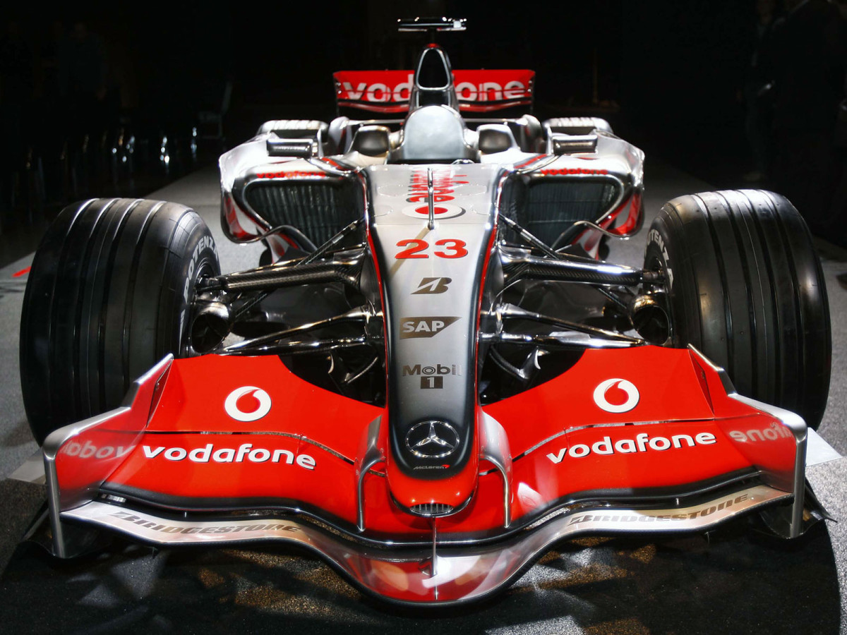 McLaren MP4-23 фото 51041