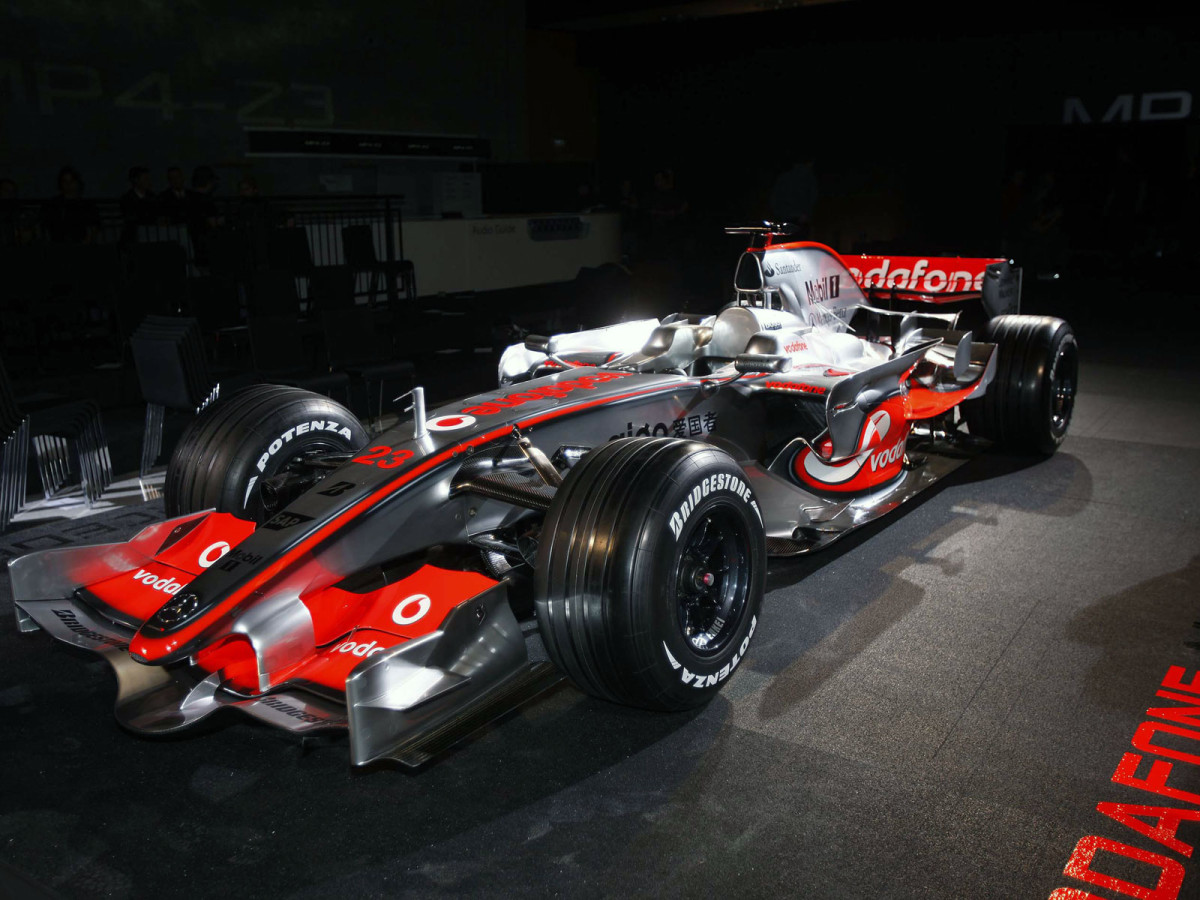 McLaren MP4-23 фото 51044