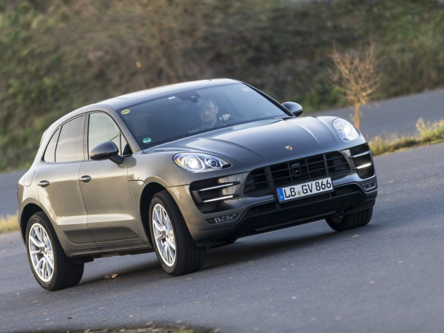 Porsche Macan фото