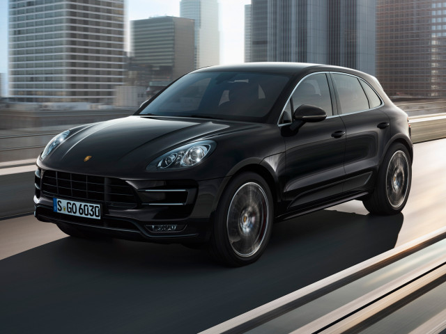 Porsche Macan фото