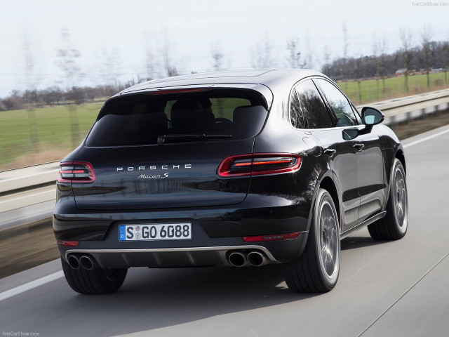 Porsche Macan фото