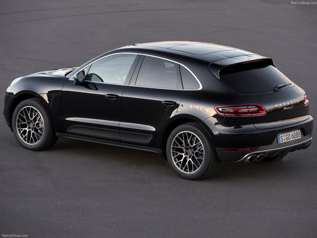 Porsche Macan фото