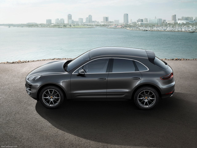 Porsche Macan фото