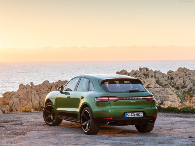 Porsche Macan фото