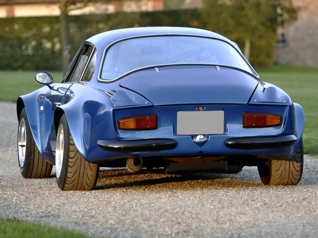 Renault Alpine A110 фото